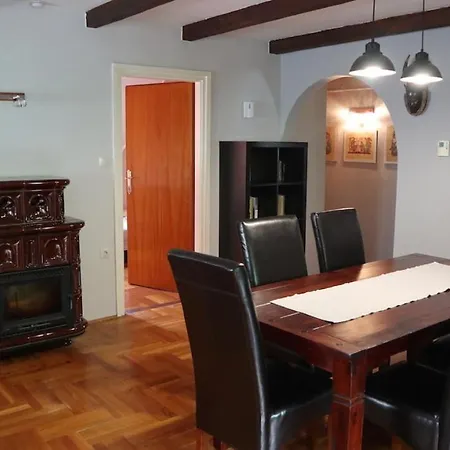 Apartment In Balaton 38094